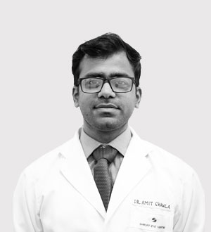 Dr Amit Kumar Chawla Best Eye Doctor in India
