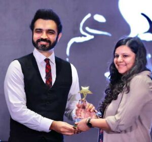 Dr. Apoorva Agrawal Receives Best Film Award for Innovative Dry Eye Diagnosis Presentation!