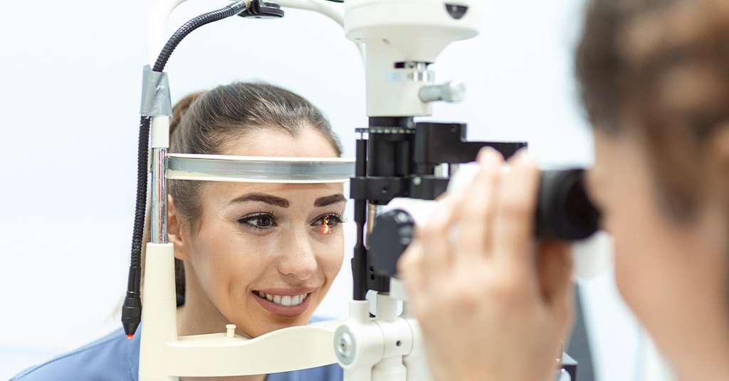 LASIK Eye Surgery in India for Specs Removal: Types, Alternatives, Cost, Safety and Recovery Guide